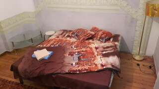 Хостелы Hostel Alex 1 София Классический трехместный номер с общей ванной комнатой-1